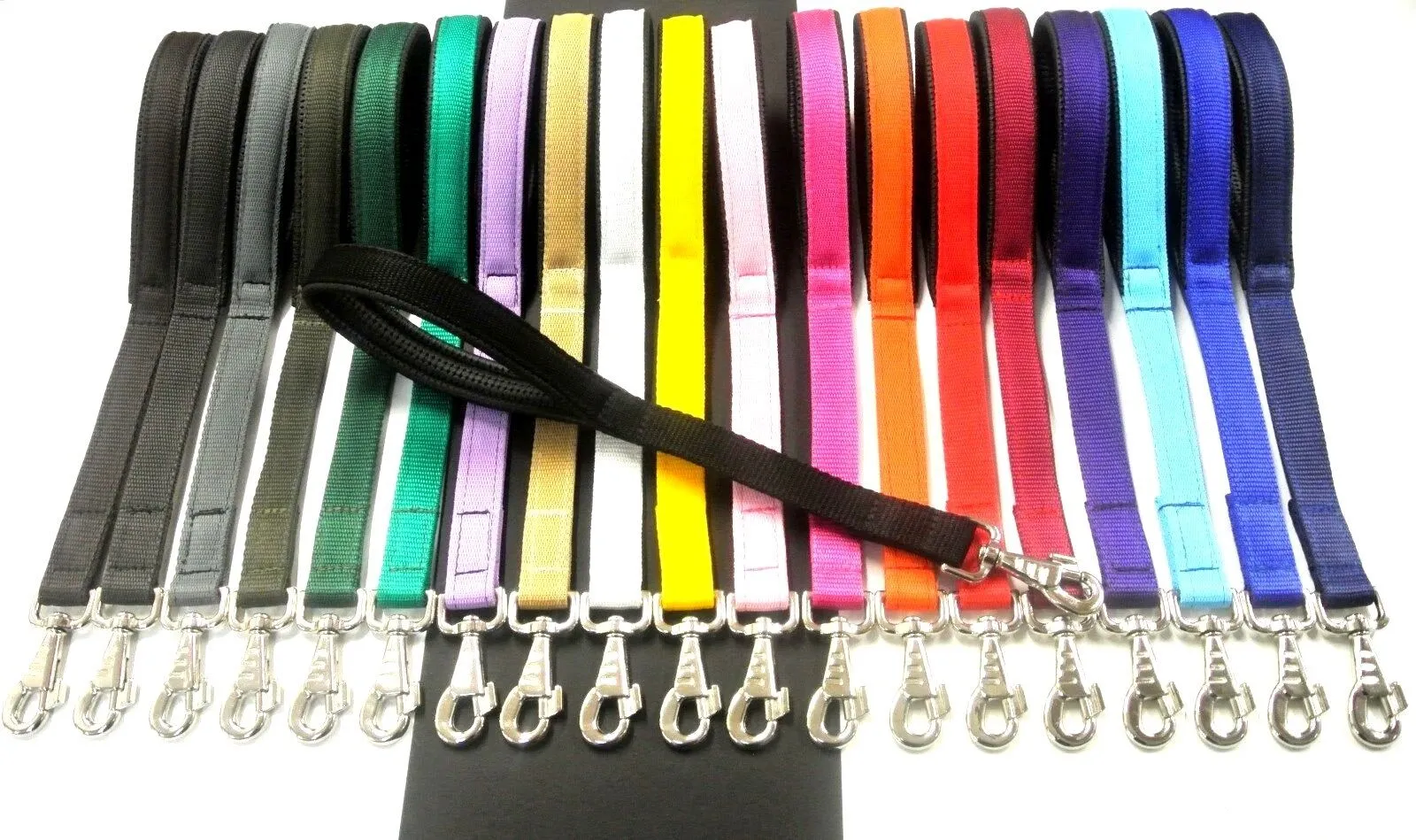 18" Short Close Control Dog Lead With Padded Handle In Various Colours 25mm Webbing