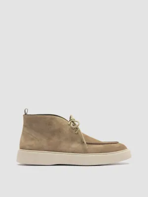 FRAME 002 - Taupe Suede Chukka Boots