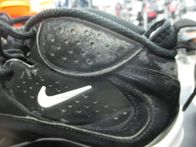 Used Nike Football Cleats Size 7.5